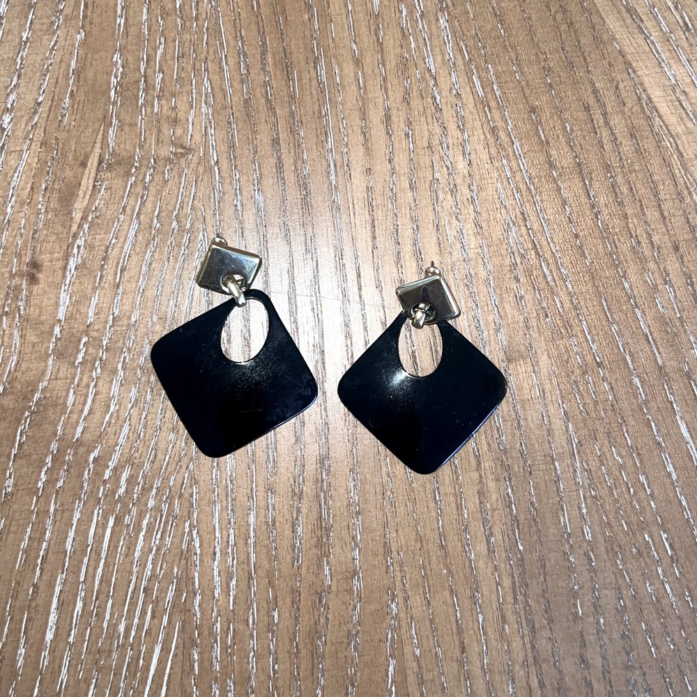 Vintage black and gold earrings